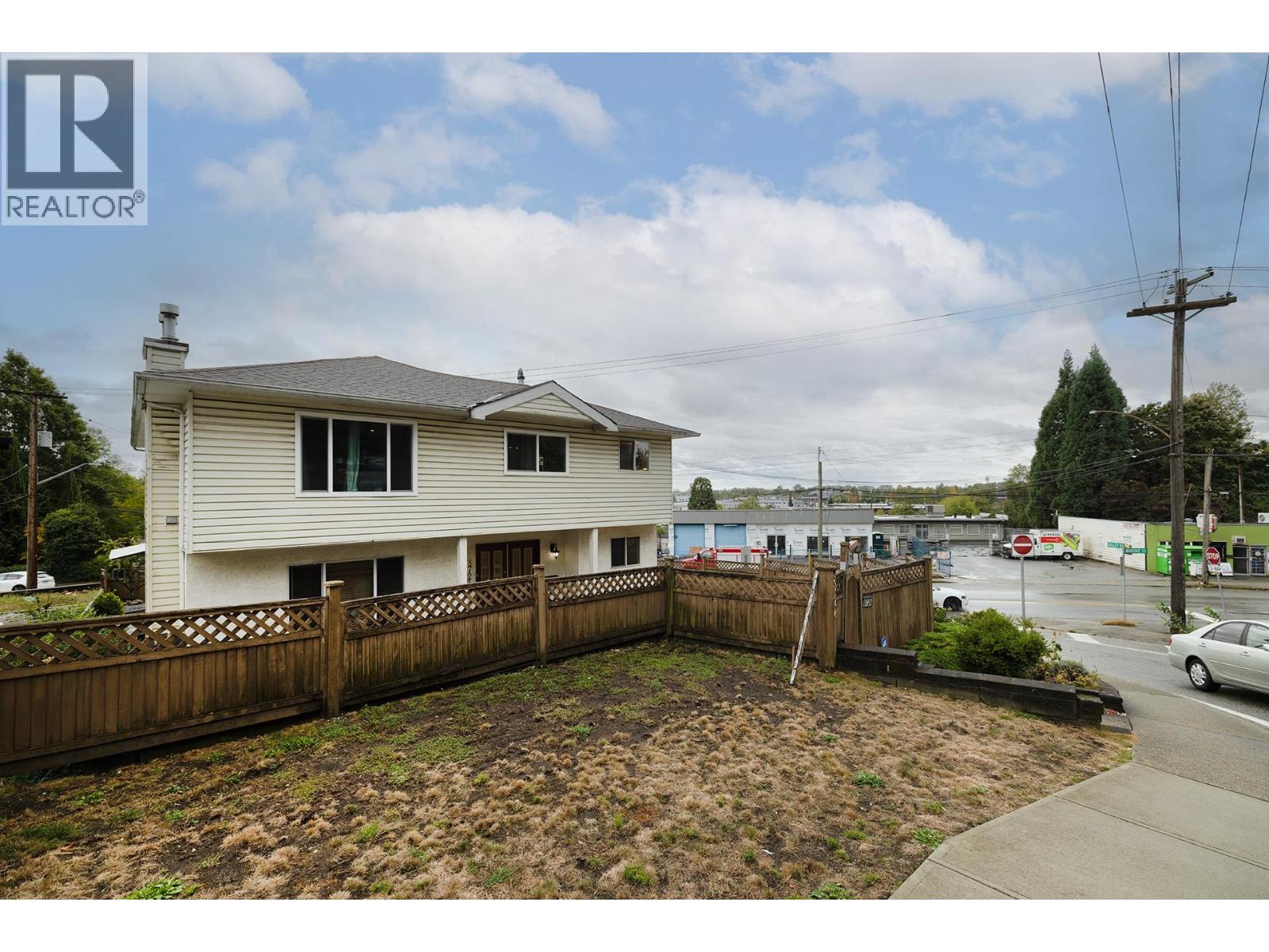 8724 GILLEY AVENUE, Burnaby, British Columbia