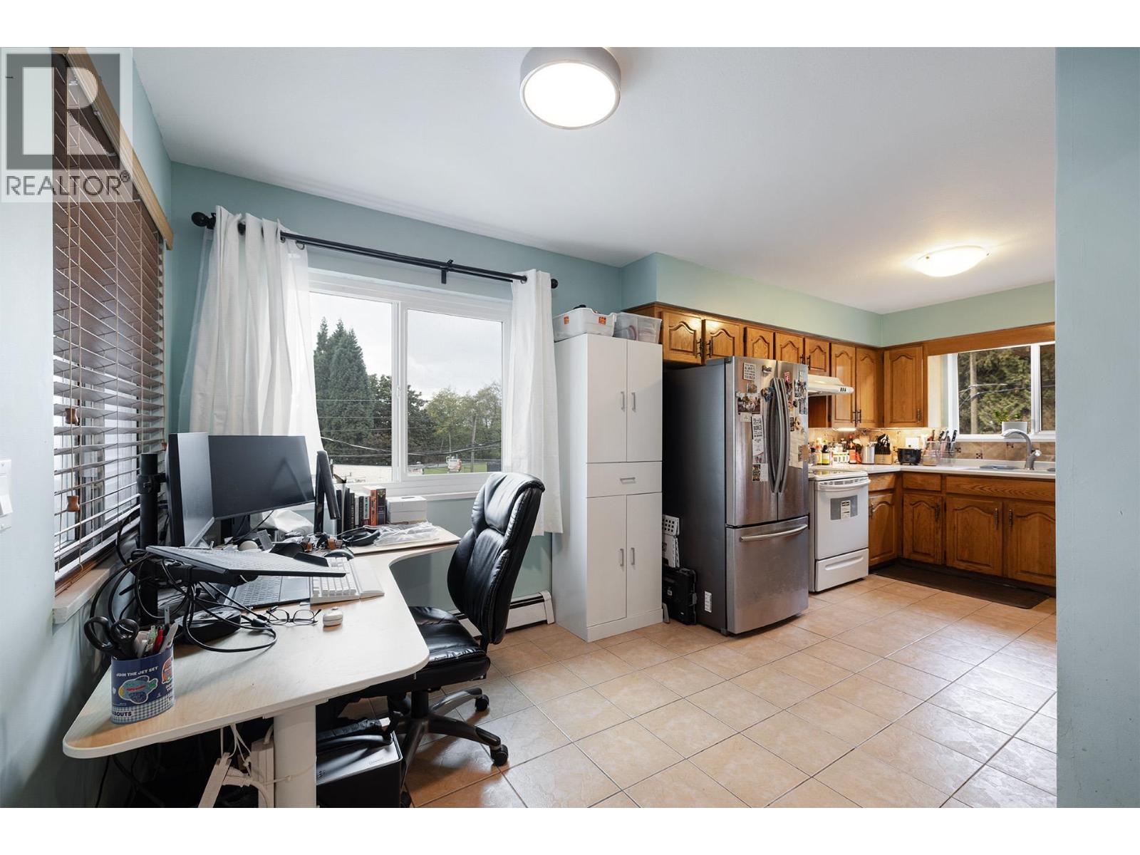 8724 Gilley Avenue, Burnaby, British Columbia  V5J 4Y5 - Photo 9 - R3171302