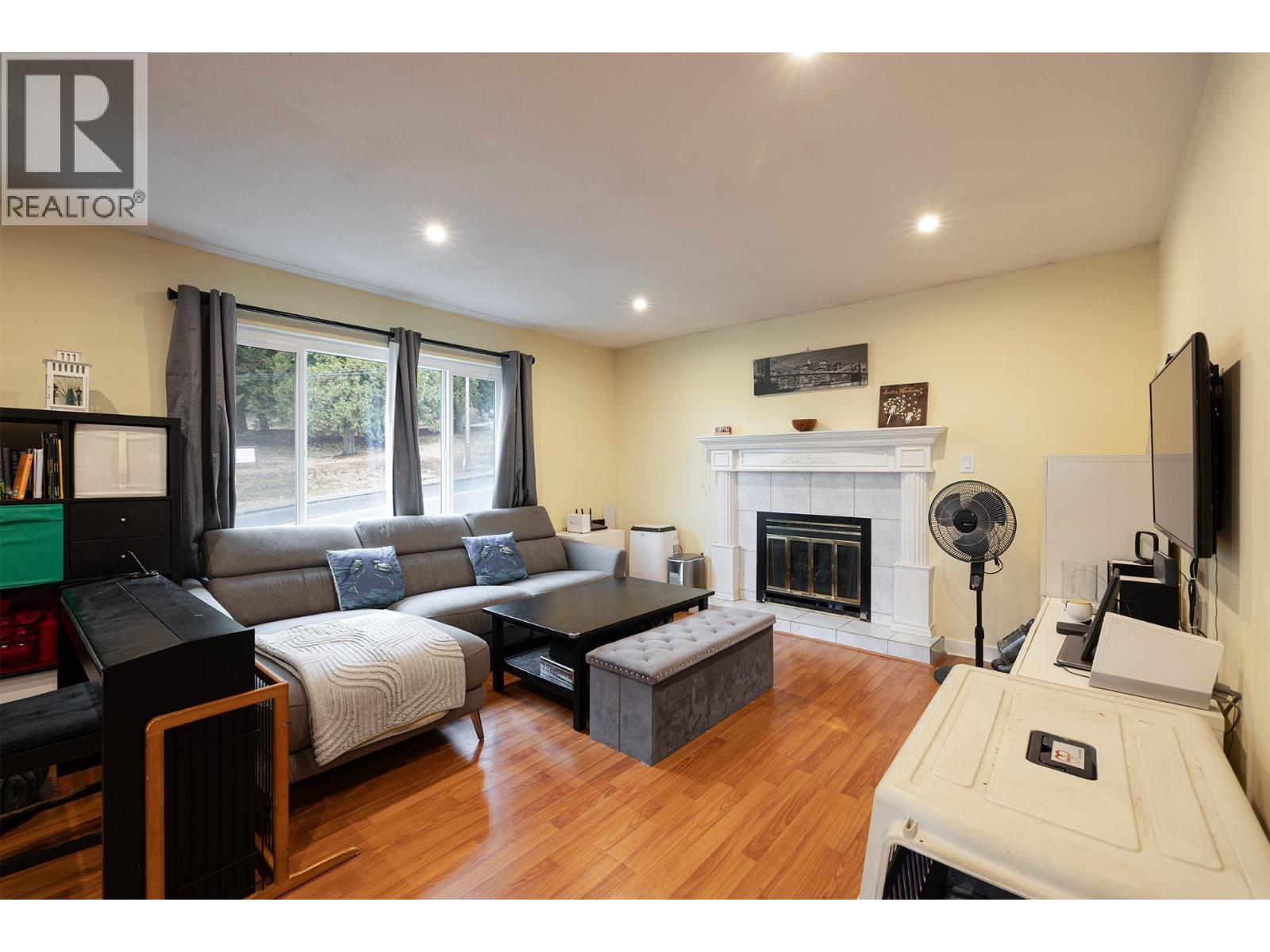 8724 Gilley Avenue, Burnaby, British Columbia  V5J 4Y5 - Photo 12 - R3171302