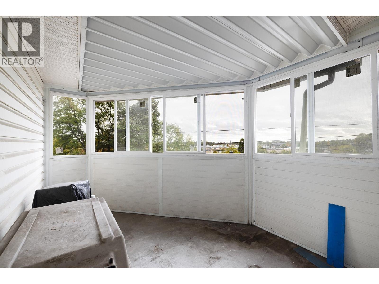 8724 Gilley Avenue, Burnaby, British Columbia  V5J 4Y5 - Photo 16 - R3171302
