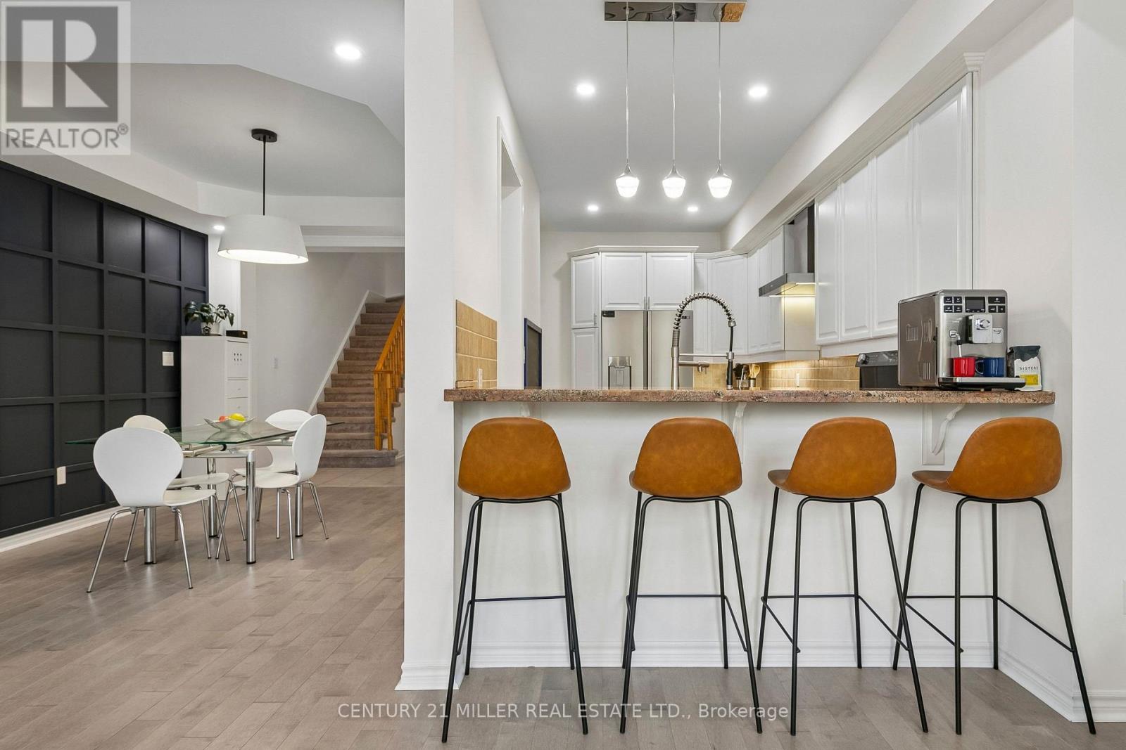 37 - 300 Ravineview Way, Oakville, Ontario  L6H 7J1 - Photo 13 - W13852396