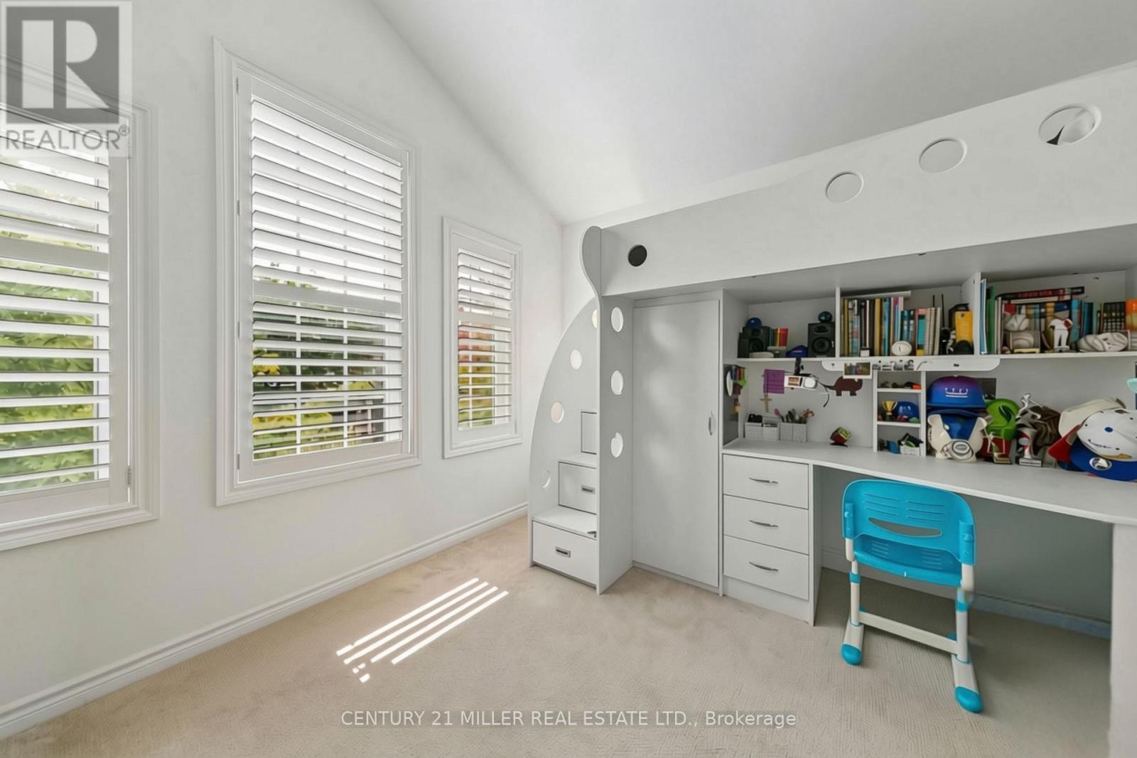 37 - 300 Ravineview Way, Oakville, Ontario  L6H 7J1 - Photo 23 - W13852396