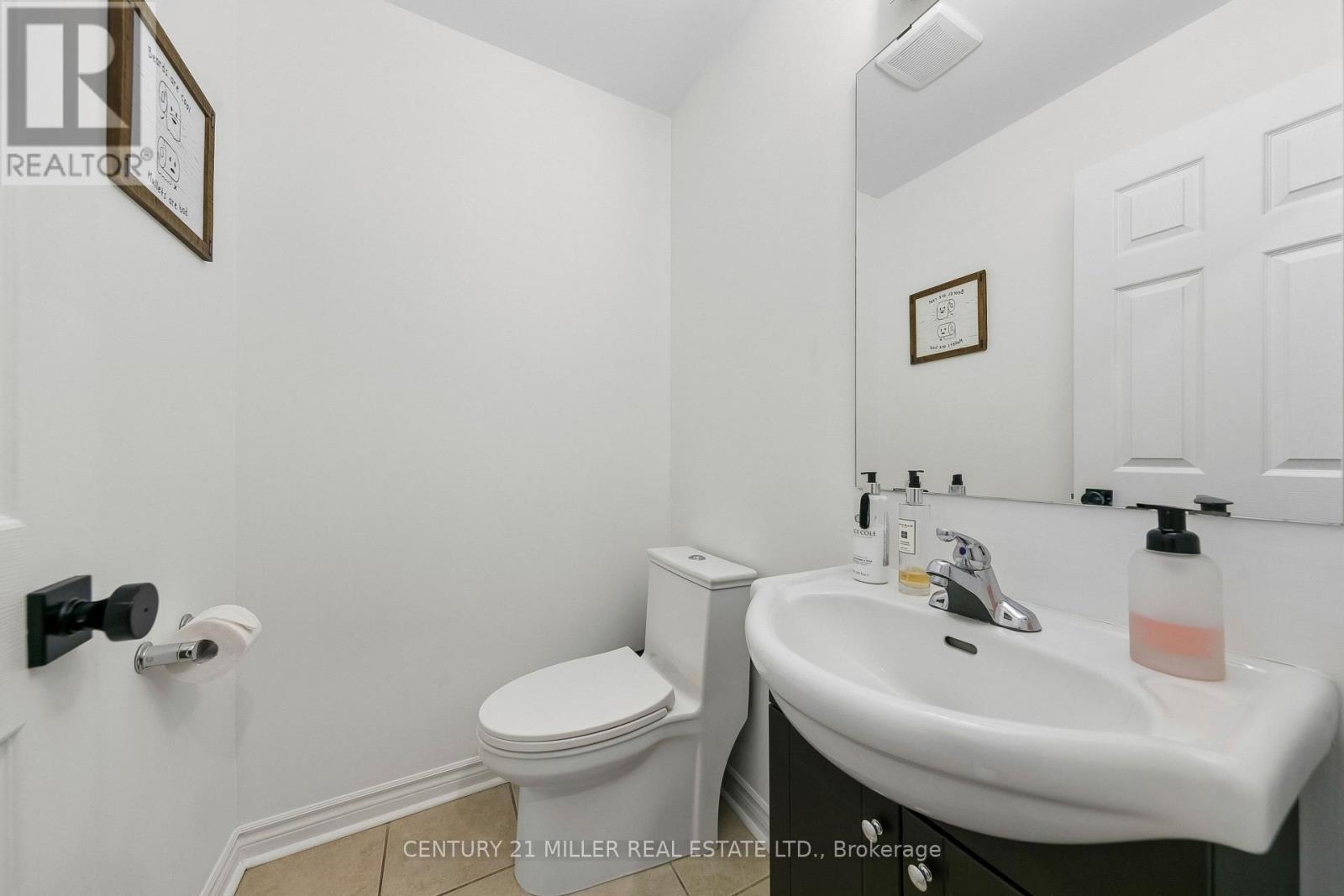 37 - 300 Ravineview Way, Oakville, Ontario  L6H 7J1 - Photo 7 - W13852396