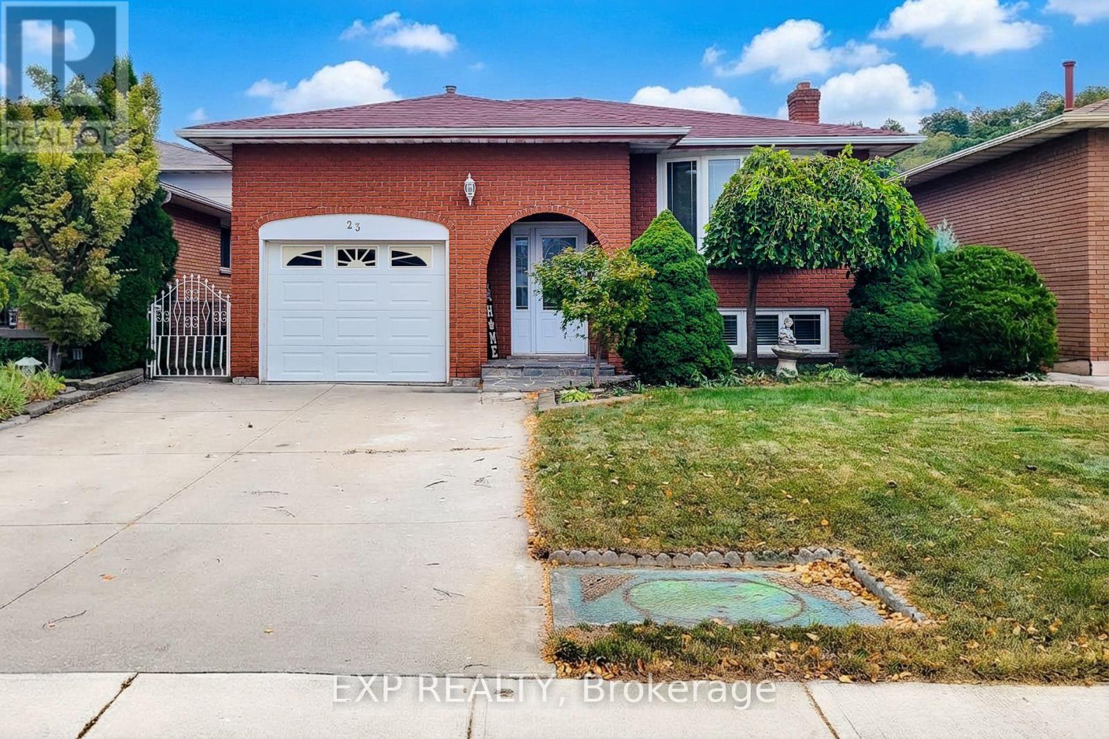 23 TARA COURT, Hamilton, Ontario