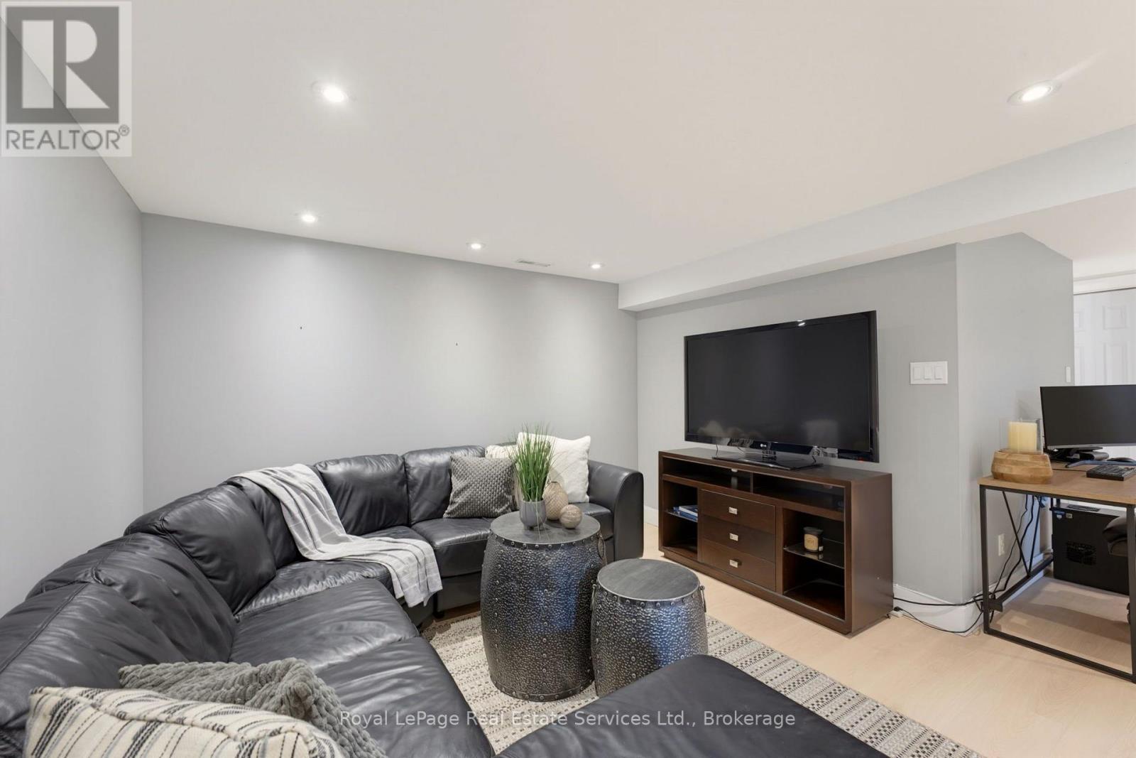 539 Galway Drive, Burlington, Ontario  L7L 2S6 - Photo 25 - W13851862