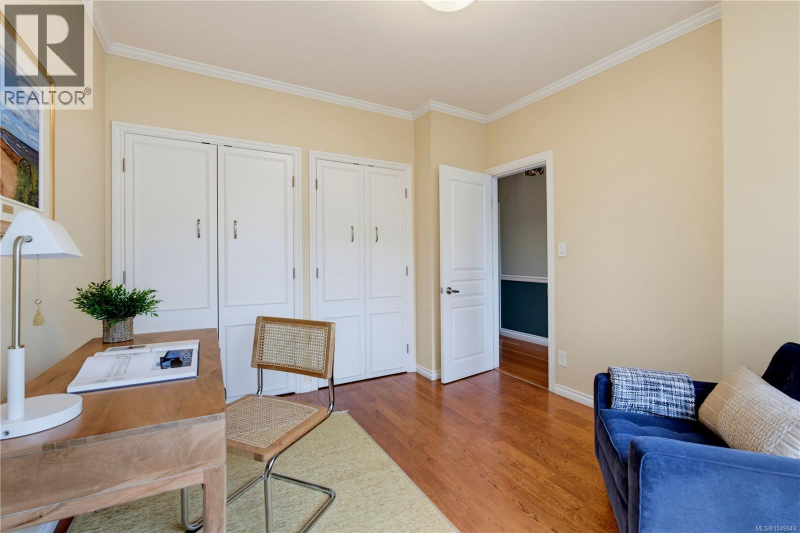 103 Bushby St