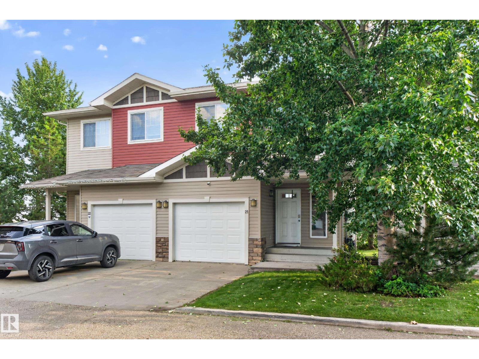 #21 15151 43 ST NW NW
