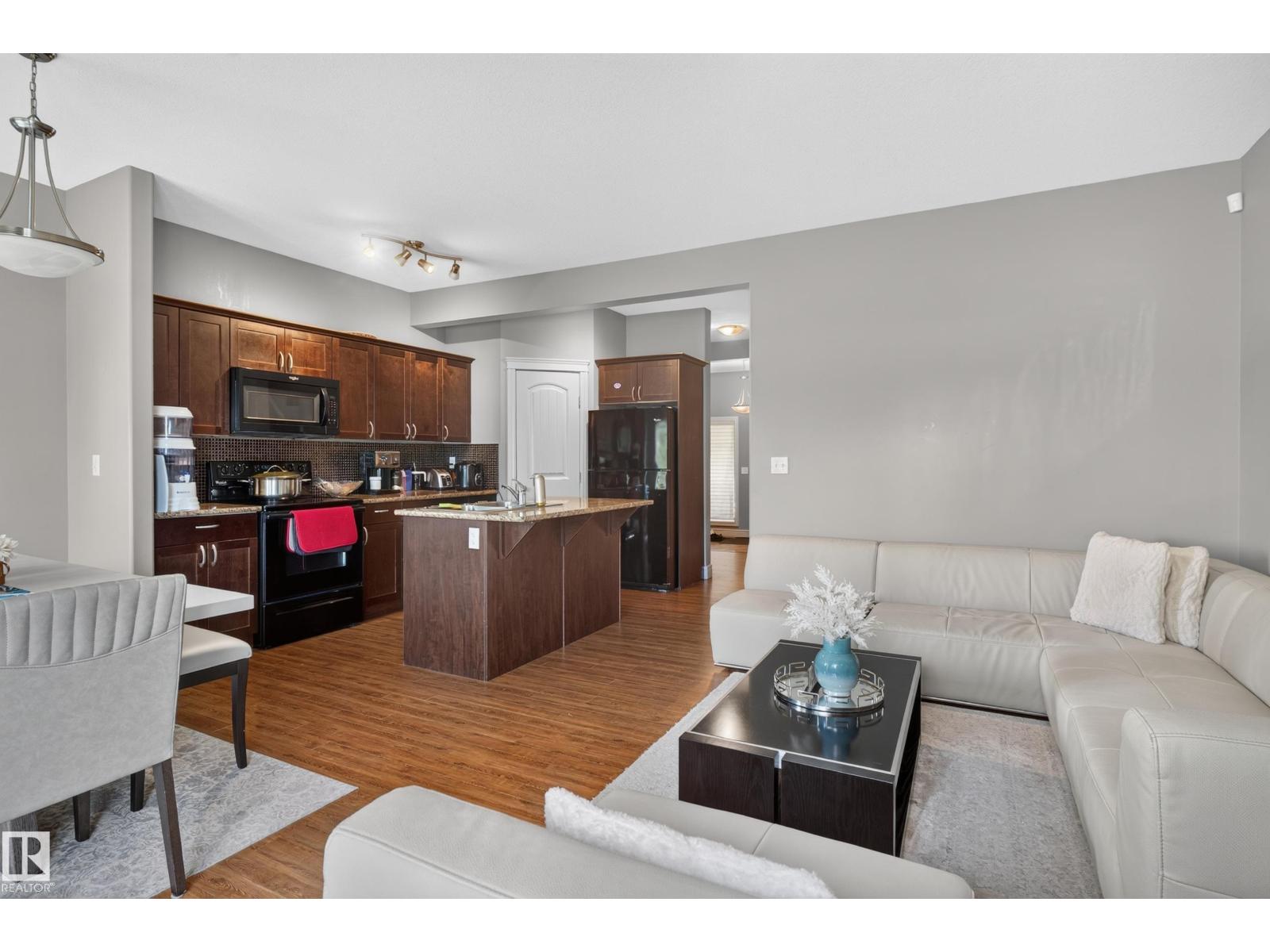 #21 15151 43 ST NW NW