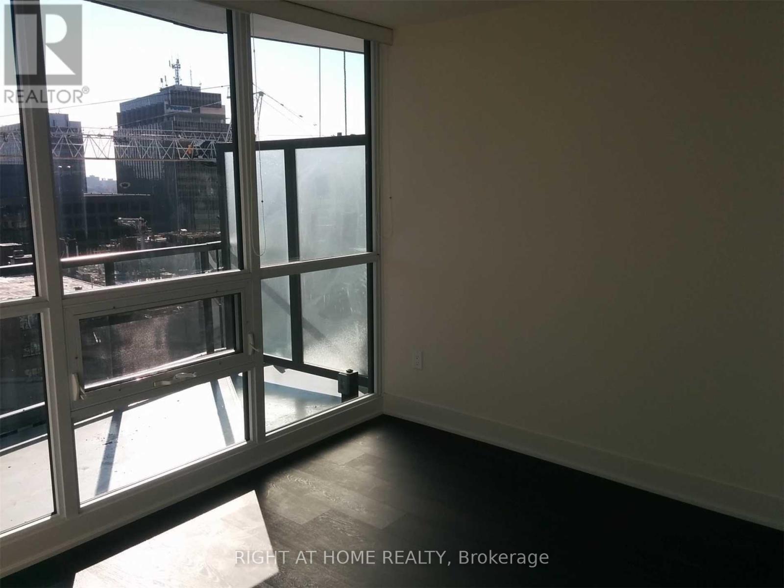 1011 - 30 Roehampton Avenue, Toronto (Mount Pleasant West), Ontario  M4P 1R2 - Photo 6 - C13852488