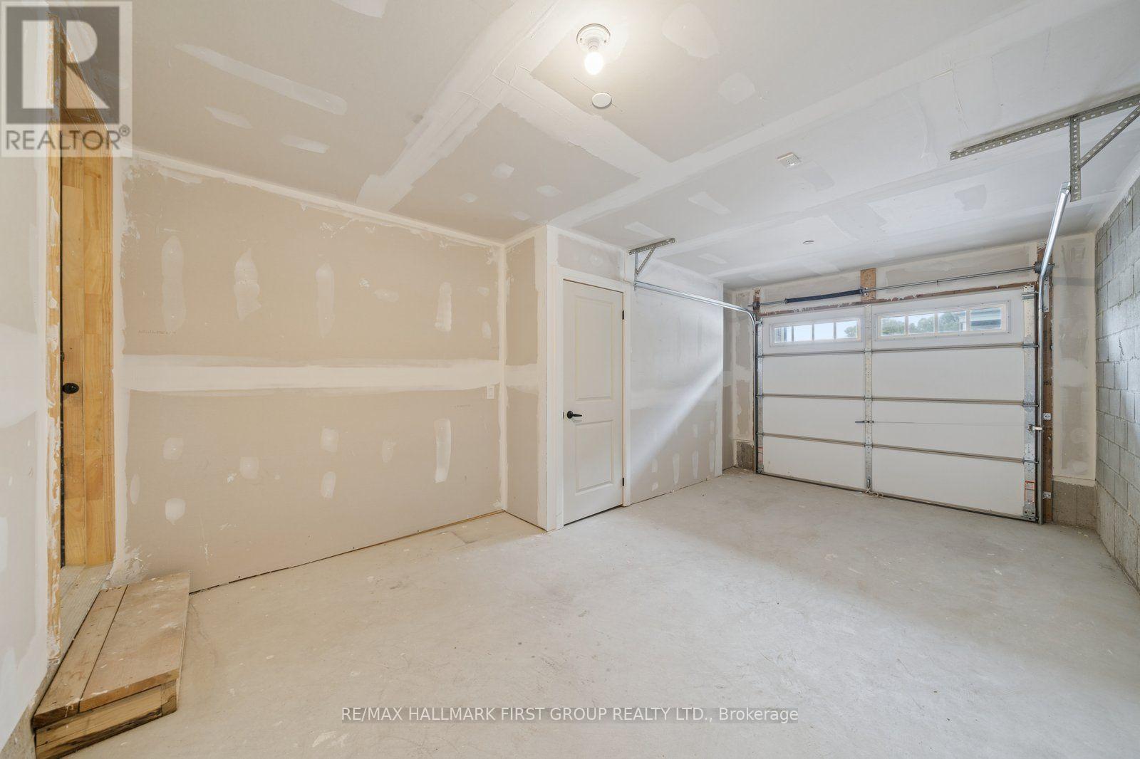 11 Marret Lane, Clarington, Ontario  L1B 0X2 - Photo 15 - E13852466