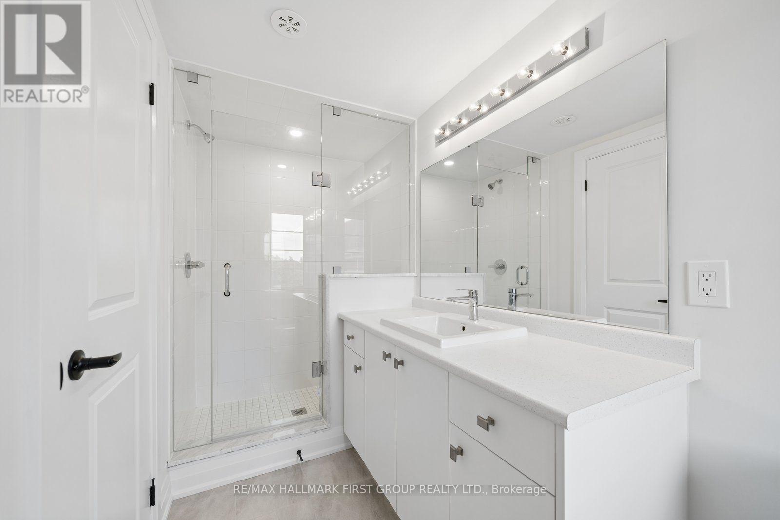 11 Marret Lane, Clarington, Ontario  L1B 0X2 - Photo 8 - E13852466