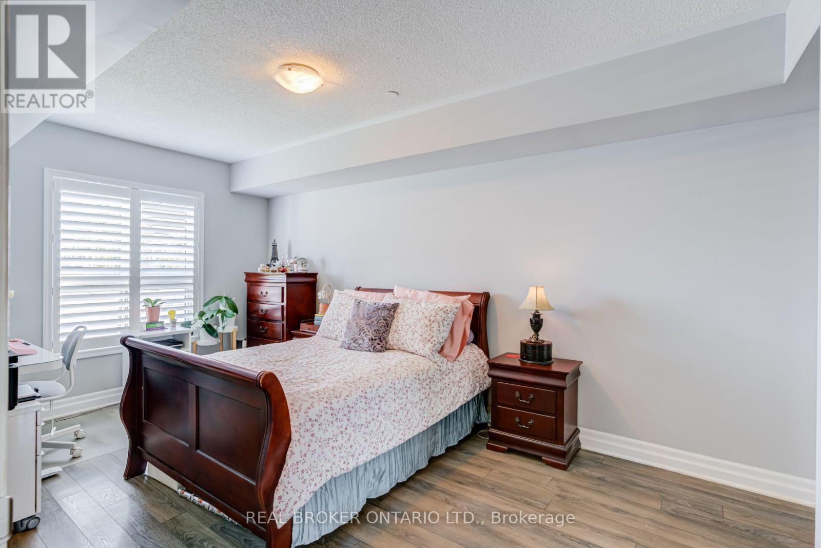 105 - 1045 Nadalin Heights, Milton, Ontario  L9T 8R5 - Photo 13 - W13852458