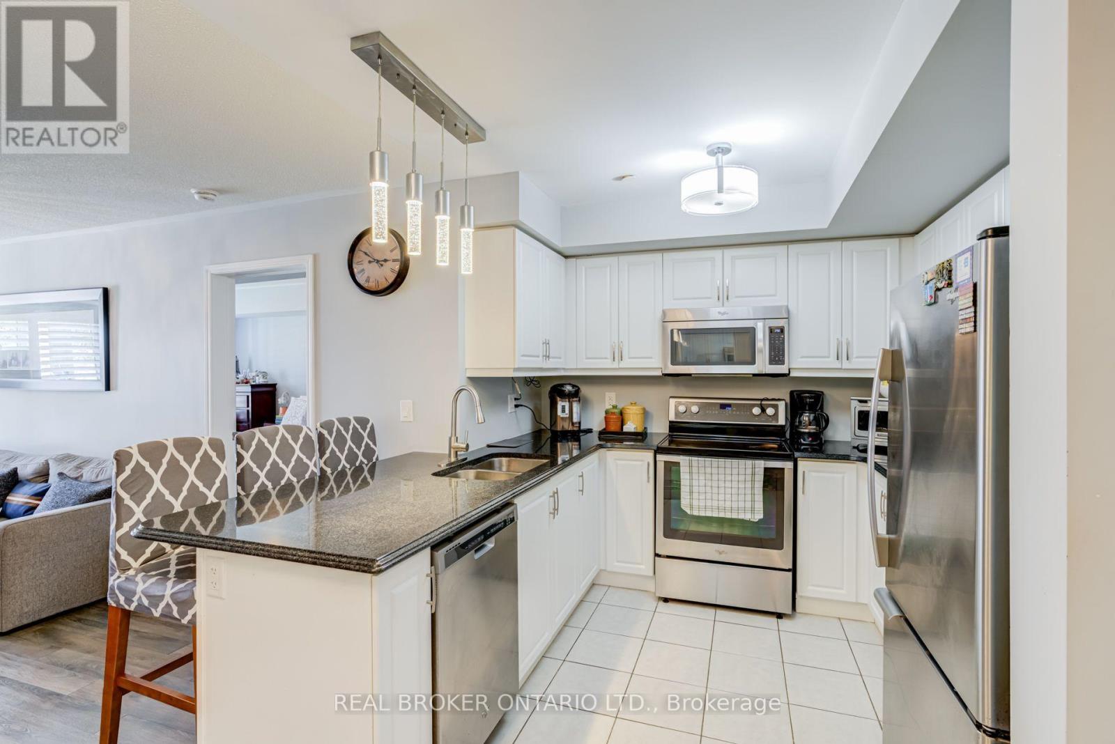 105 - 1045 Nadalin Heights, Milton, Ontario  L9T 8R5 - Photo 6 - W13852458