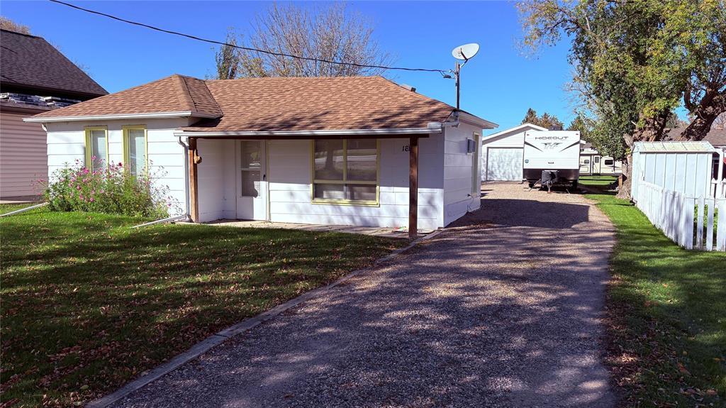 183 1st Avenue W, Souris, Manitoba  R0K 2C0 - Photo 1 - 202624686