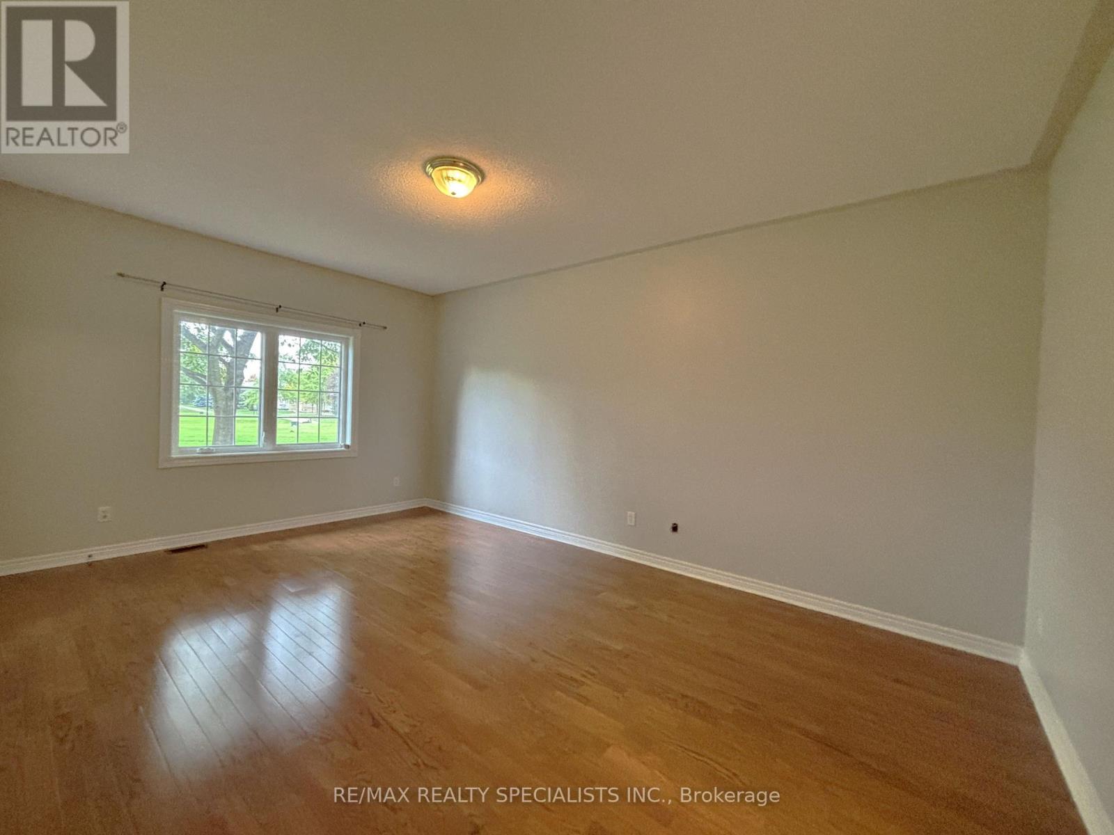 8 Yorkwood Trail, Brampton, Ontario  L6R 3J3 - Photo 14 - W13852314