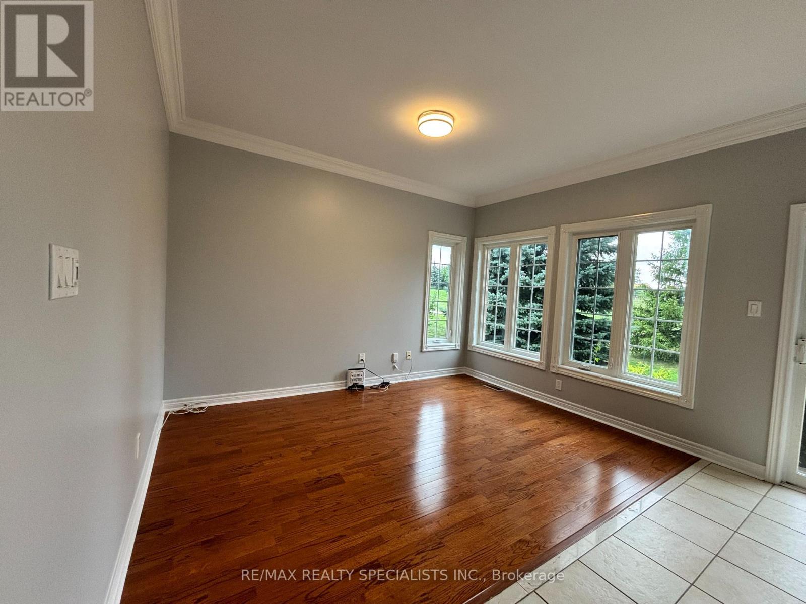 8 Yorkwood Trail, Brampton, Ontario  L6R 3J3 - Photo 9 - W13852314