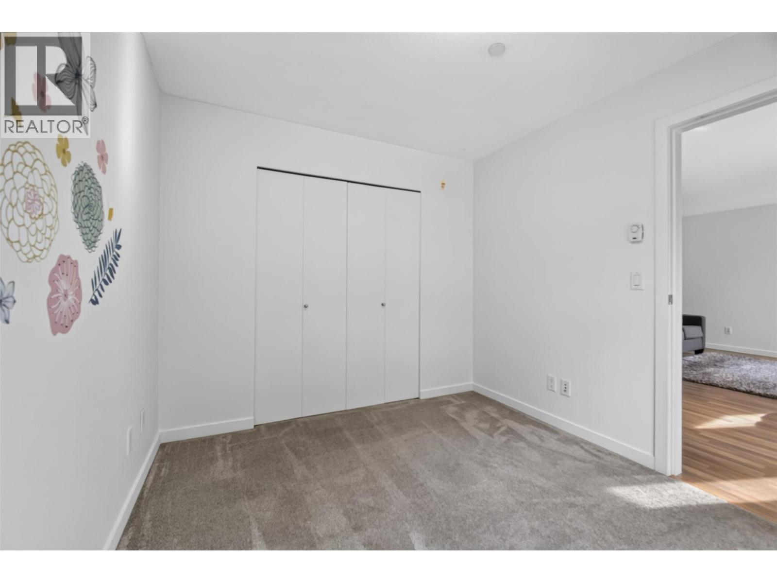 547 Yates Road Unit# 211