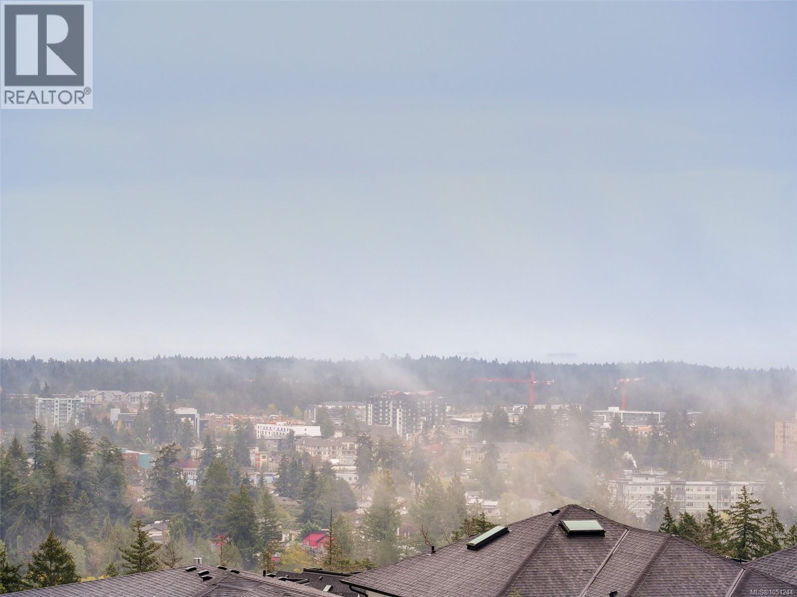 2403 Azurite Cres