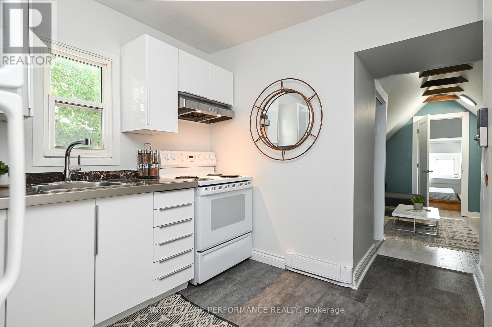 3 - 123 Pamilla Street, Ottawa, Ontario  K1S 3K9 - Photo 5 - X13852506