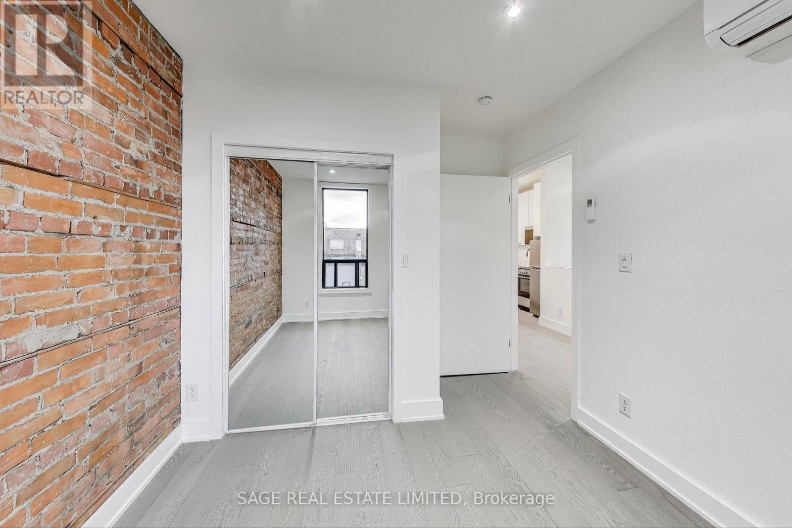Upper - 2551 Yonge Street, Toronto, Ontario  M4P 2H9 - Photo 12 - C13852518