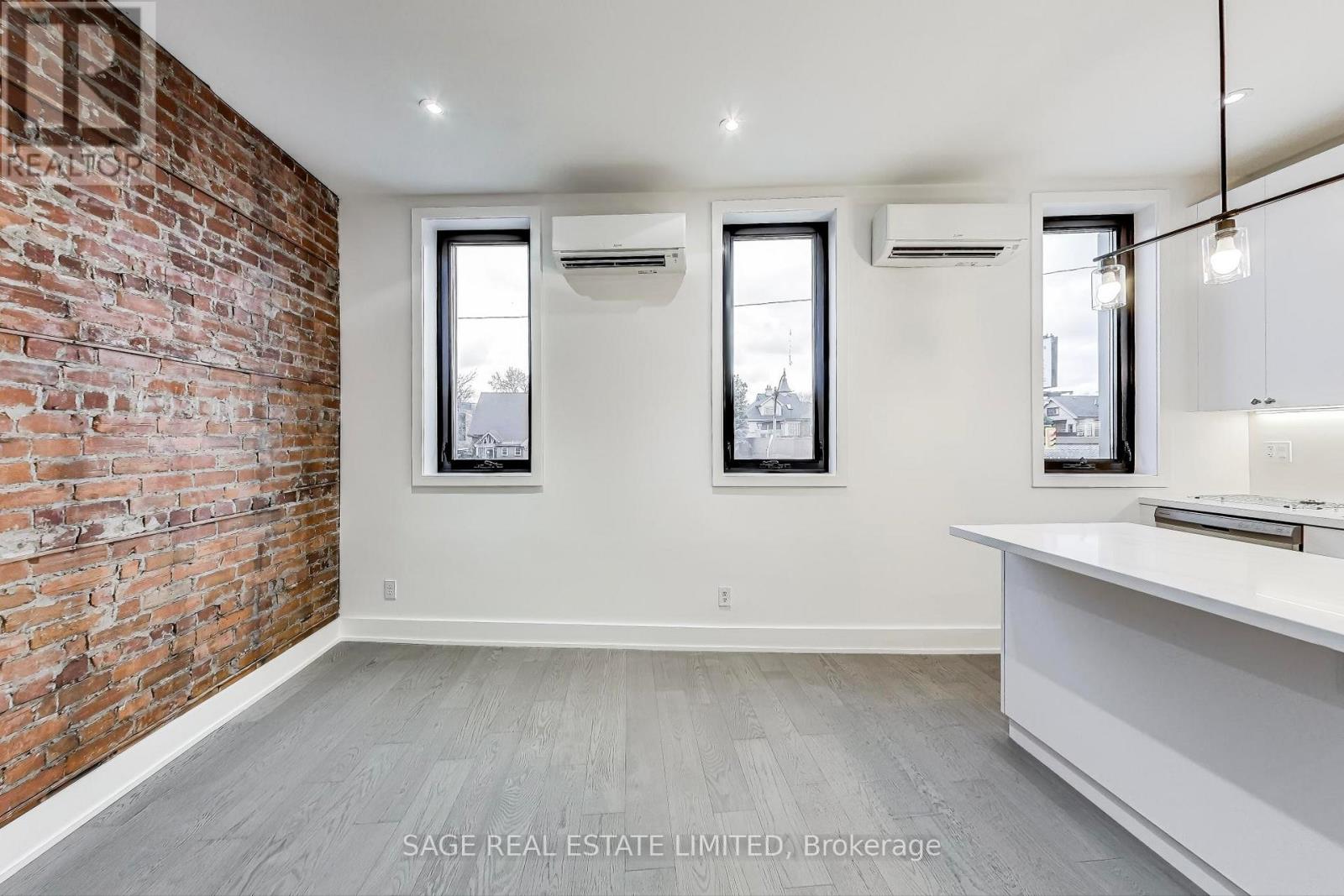 Upper - 2551 Yonge Street, Toronto, Ontario  M4P 2H9 - Photo 6 - C13852518