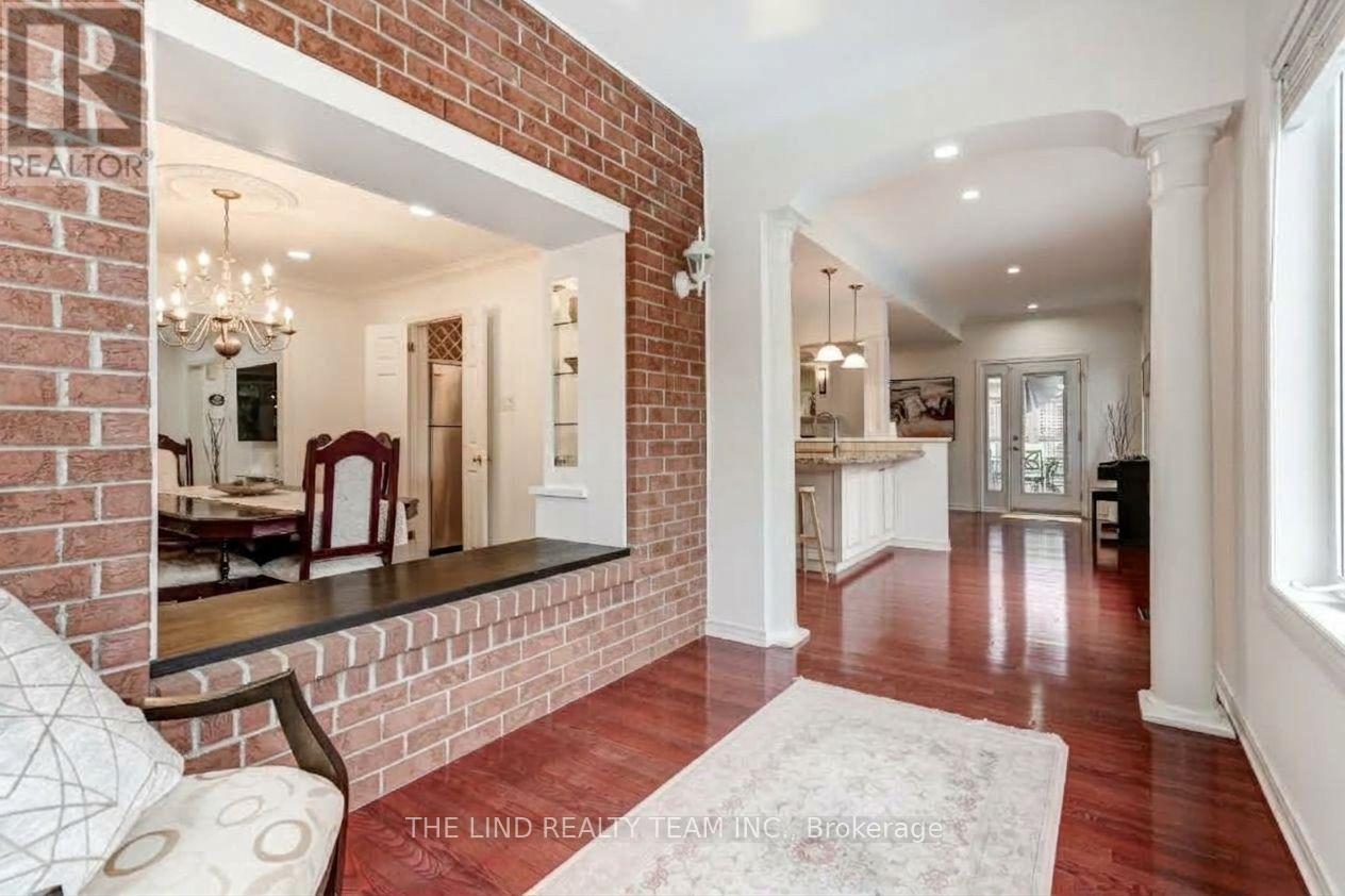 97 Thompson Drive, East Gwillimbury, Ontario  L9N 1E2 - Photo 13 - N13852512