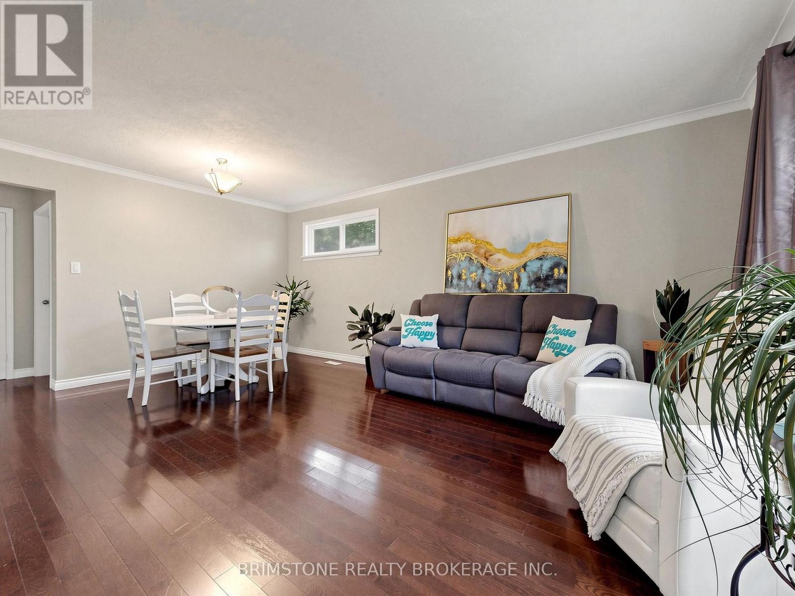 93 Bayview Parkway, Newmarket, Ontario  L3Y 3W2 - Photo 4 - N13852574