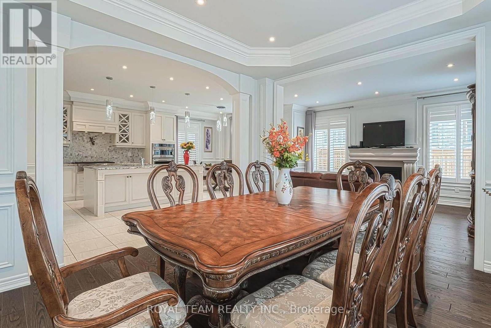 636 Mcgregor Farm Trail, Newmarket, Ontario  L3X 0H3 - Photo 12 - N13852606