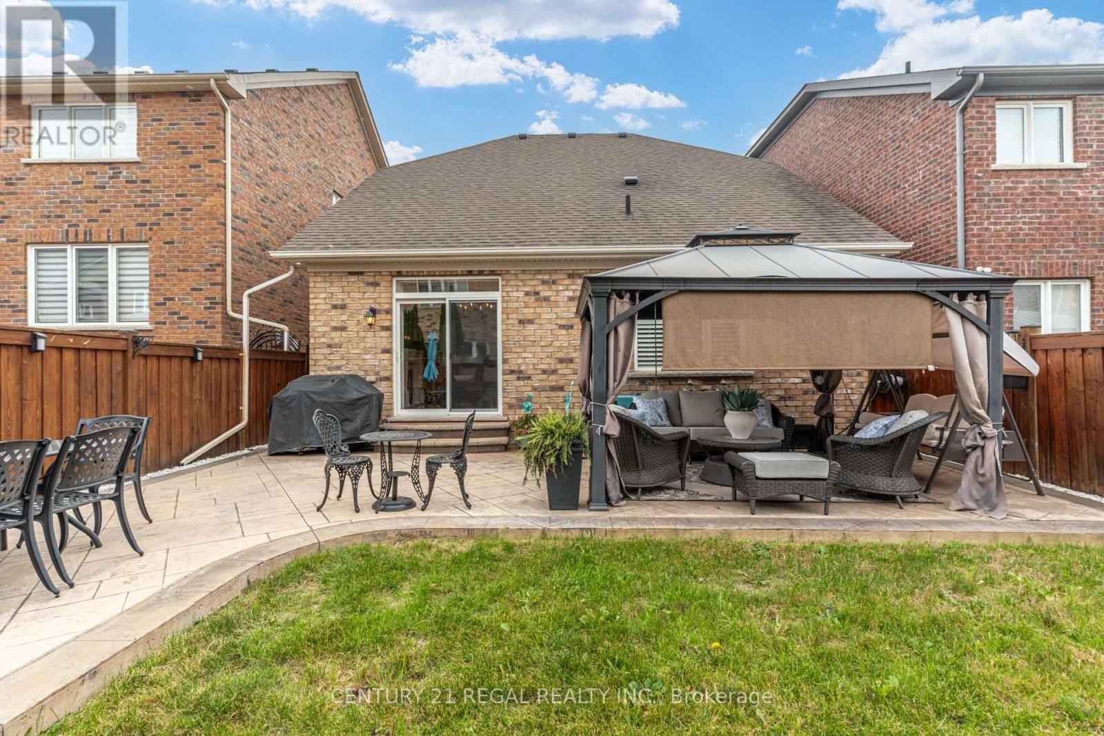 66 Mcechearn Crescent, Caledon, Ontario  L7C 3R4 - Photo 12 - W13852596