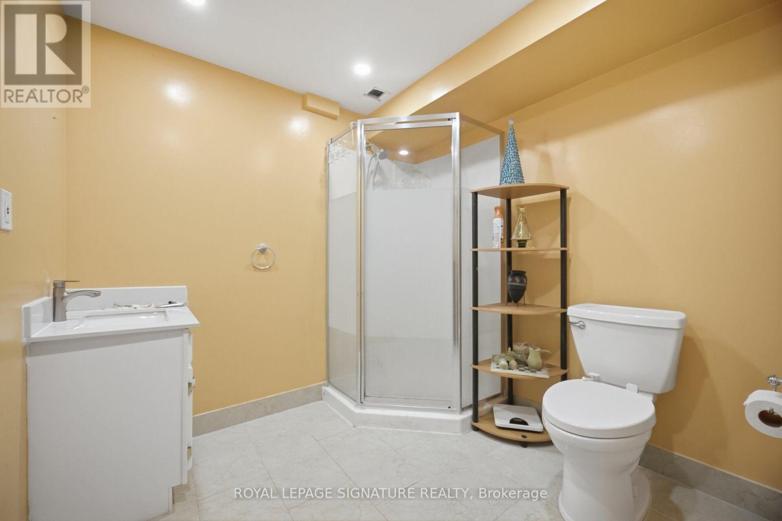 213 Fernforest Drive, Brampton, Ontario  L6R 1T7 - Photo 34 - W13852598