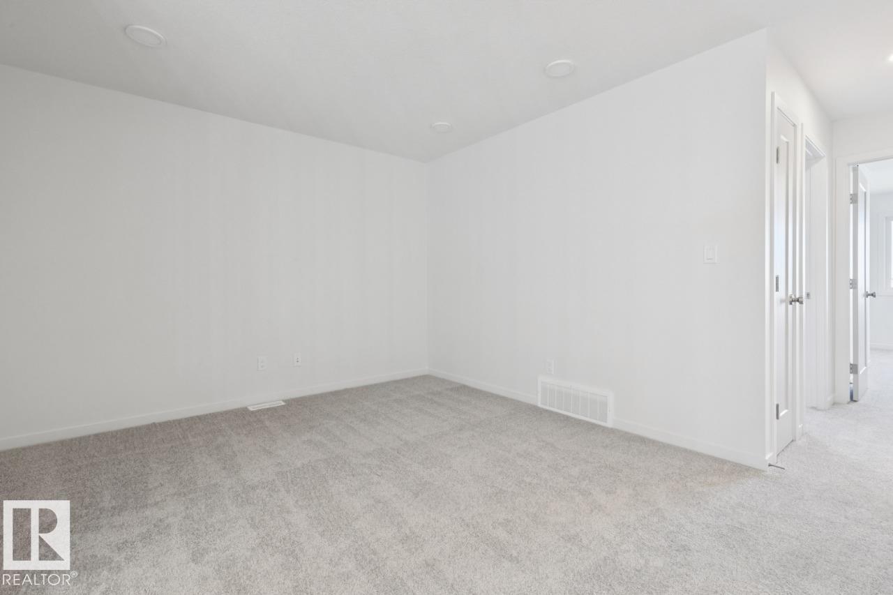 22522 83A AV NW