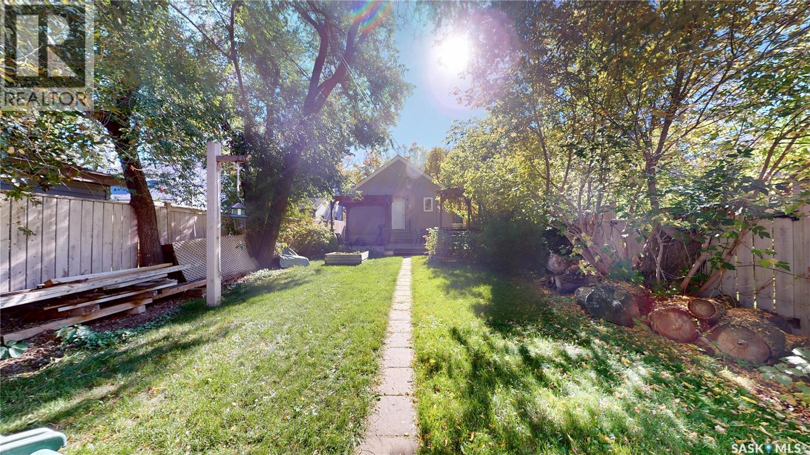 723 9th Street E, Saskatoon, Saskatchewan  S7H 0M6 - Photo 33 - SK050009