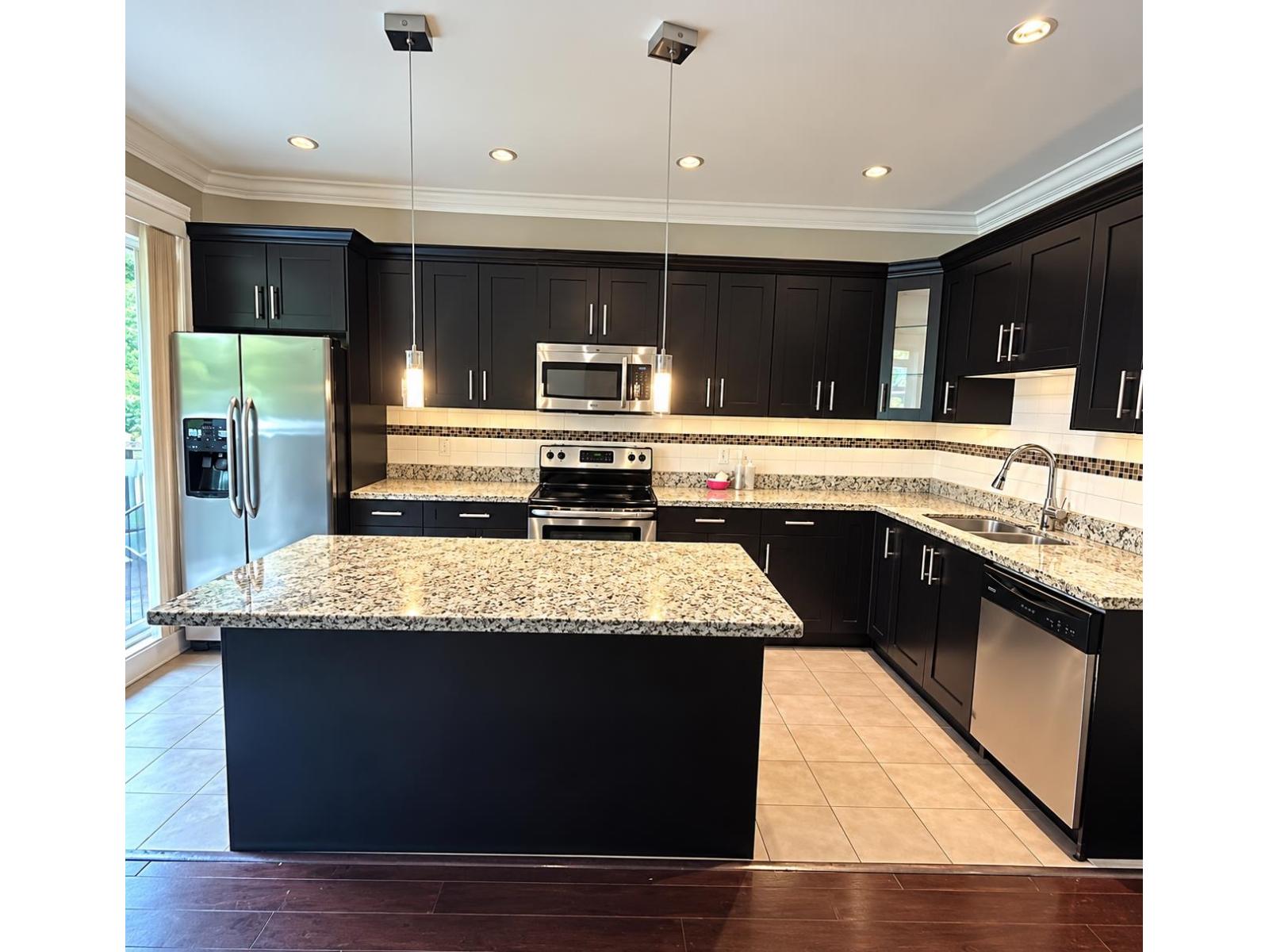 31 6383 140 Street, Surrey, British Columbia  V3W 0E9 - Photo 3 - R3171631