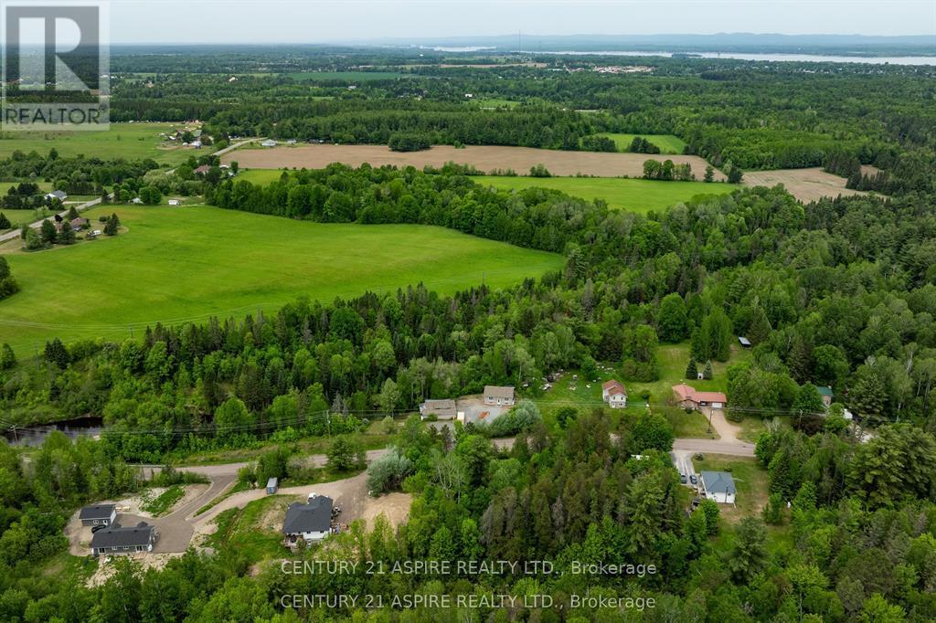 84 Sandy Beach Road, Laurentian Valley, Ontario  K8A 6W8 - Photo 31 - X13852614