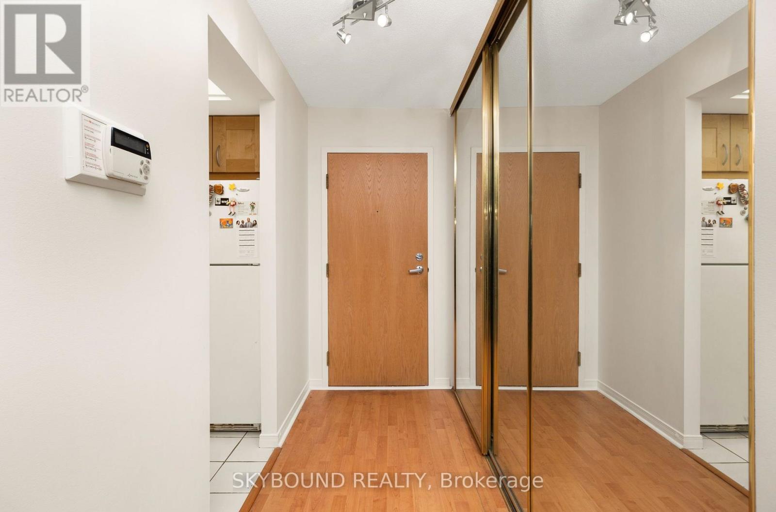 2706 - 5 Concorde Place, Toronto, Ontario  M3C 3M8 - Photo 3 - C13852628