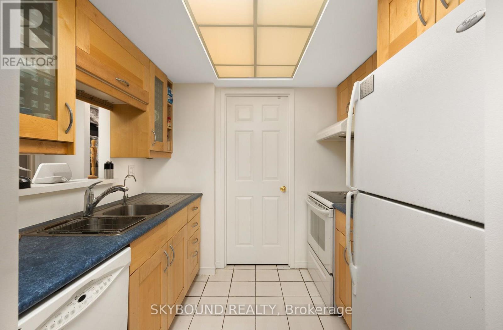 2706 - 5 Concorde Place, Toronto, Ontario  M3C 3M8 - Photo 5 - C13852628