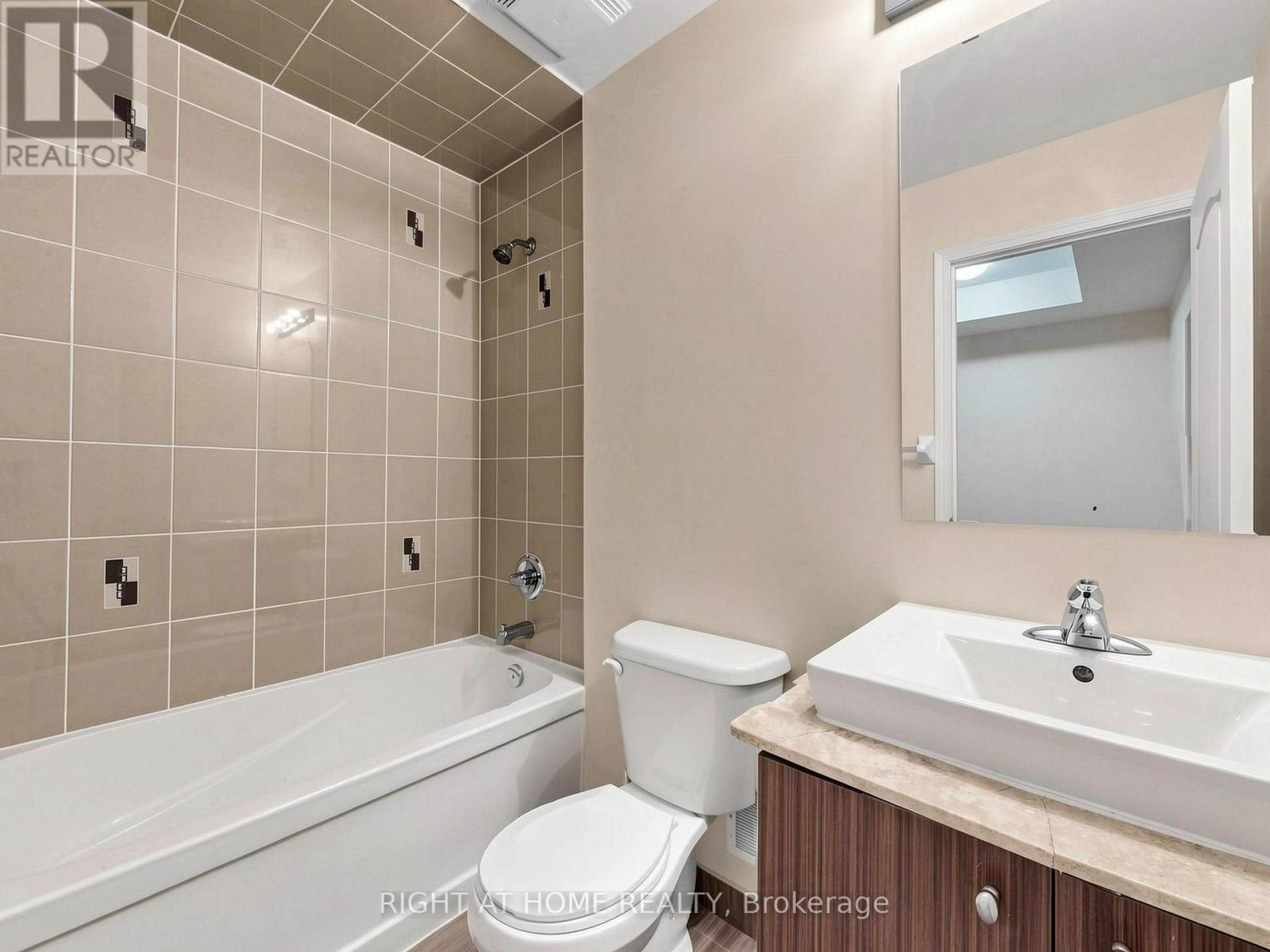 108 - 17 Coneflower Crescent, Toronto, Ontario  M2R 0A5 - Photo 34 - C13852632