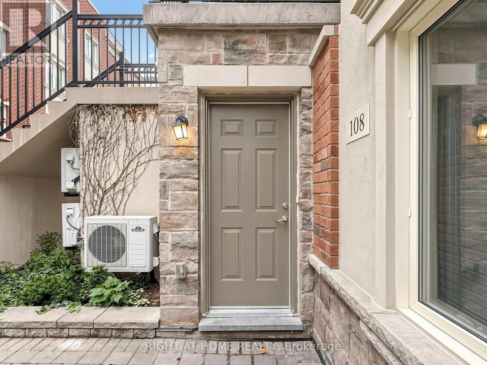 108 - 17 Coneflower Crescent, Toronto, Ontario  M2R 0A5 - Photo 5 - C13852632