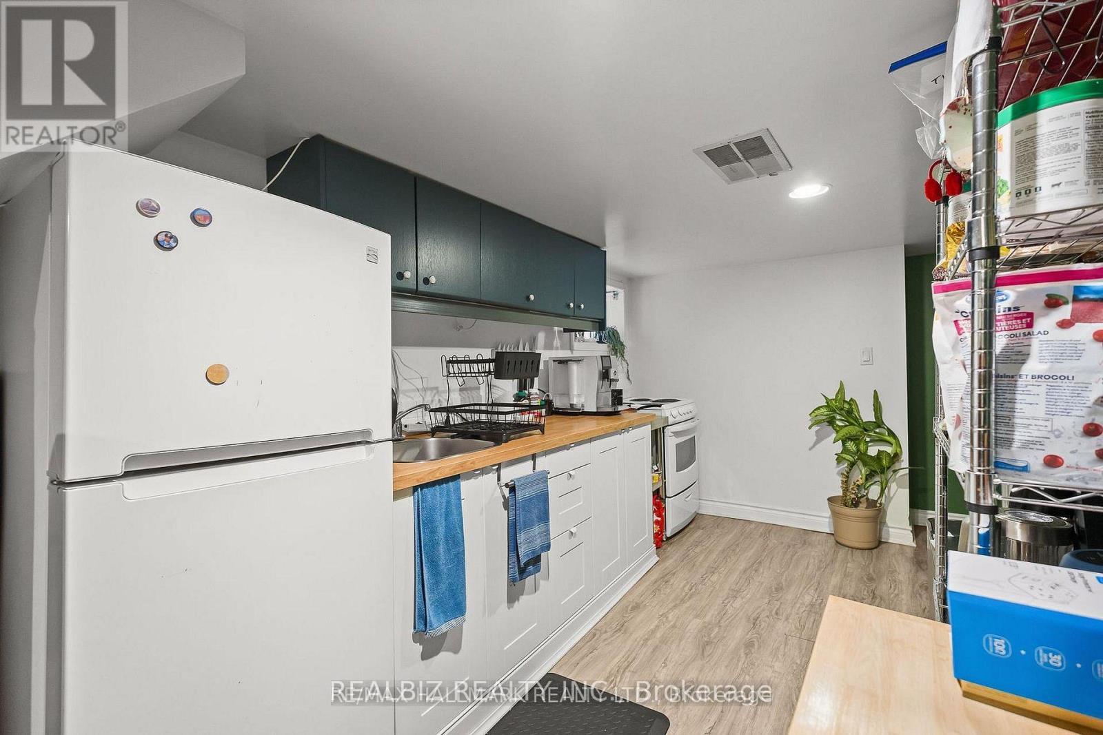 159 Parkmount Road, Toronto, Ontario  M4J 4V3 - Photo 40 - E13852620