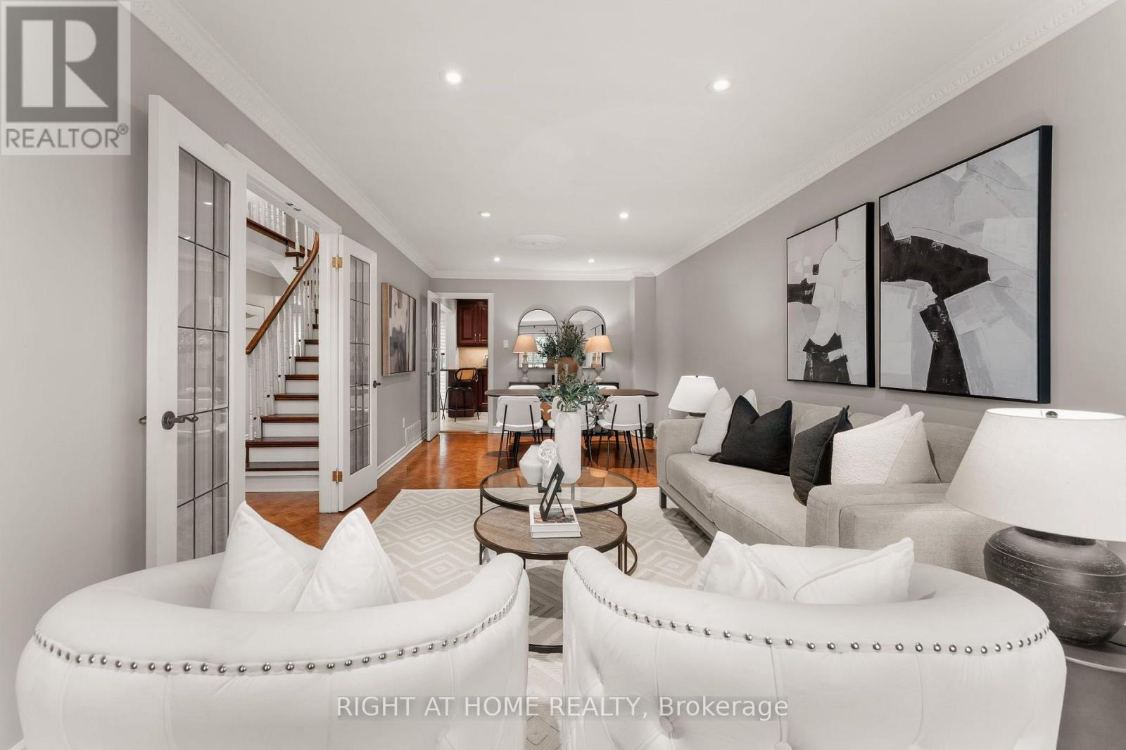 5382 Huntingfield Drive, Mississauga, Ontario  L5R 2E8 - Photo 10 - W13852616