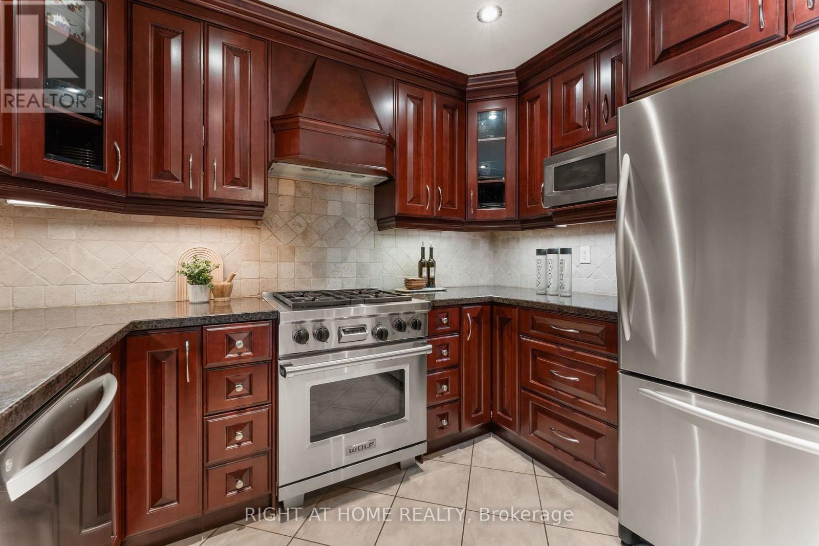5382 Huntingfield Drive, Mississauga, Ontario  L5R 2E8 - Photo 15 - W13852616