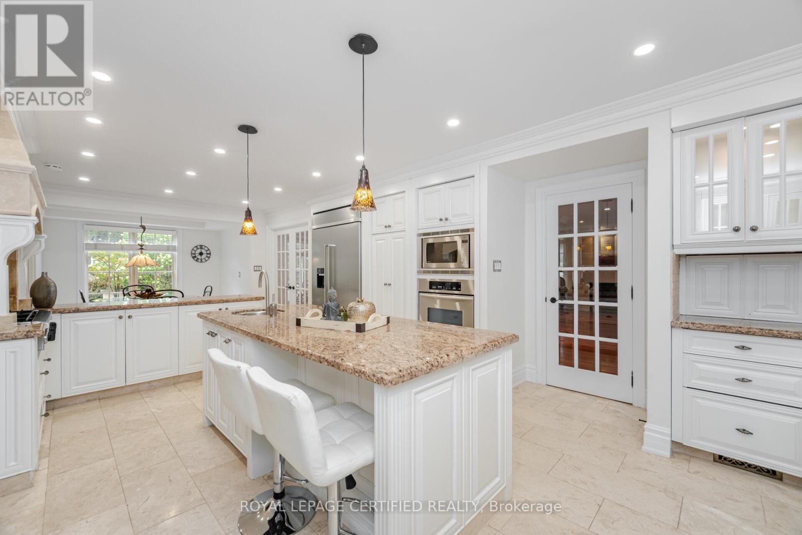 2197 Courrier Lane, Mississauga, Ontario  L5C 1V1 - Photo 13 - W13852626