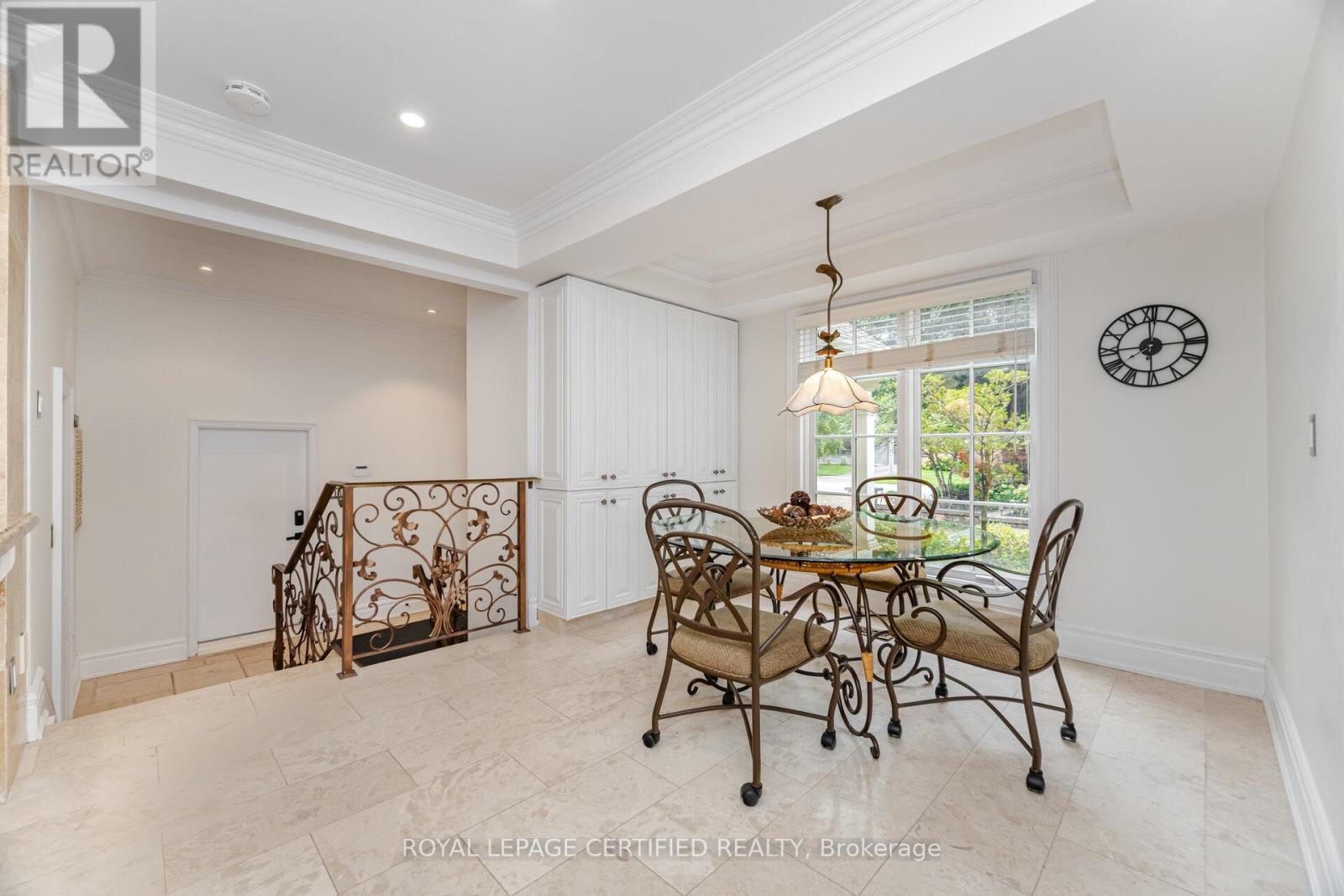 2197 Courrier Lane, Mississauga, Ontario  L5C 1V1 - Photo 15 - W13852626