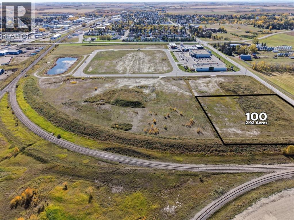 100 Shantz Drive, Didsbury, Alberta  T0M 0W0 - Photo 2 - A2302415