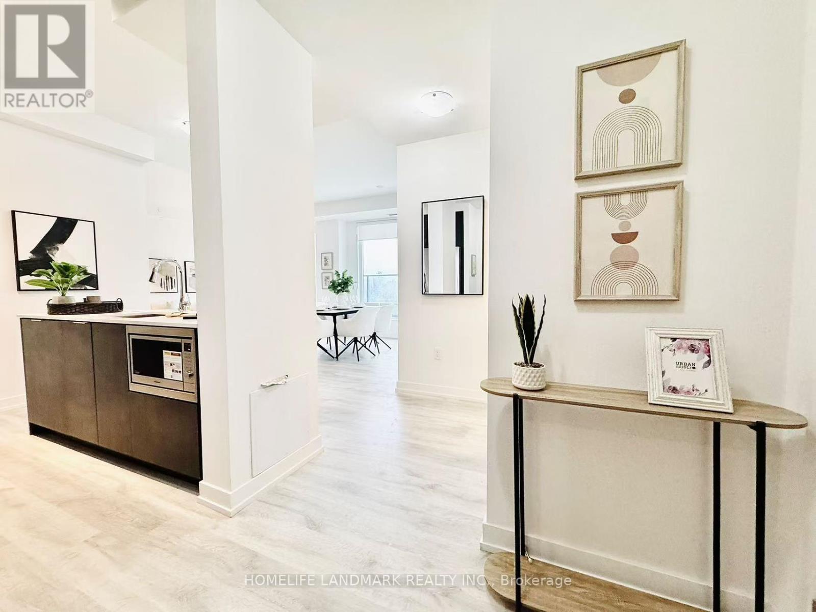 S309 - 8 Olympic Garden Drive, Toronto, Ontario  M2M 0B9 - Photo 8 - C13245780