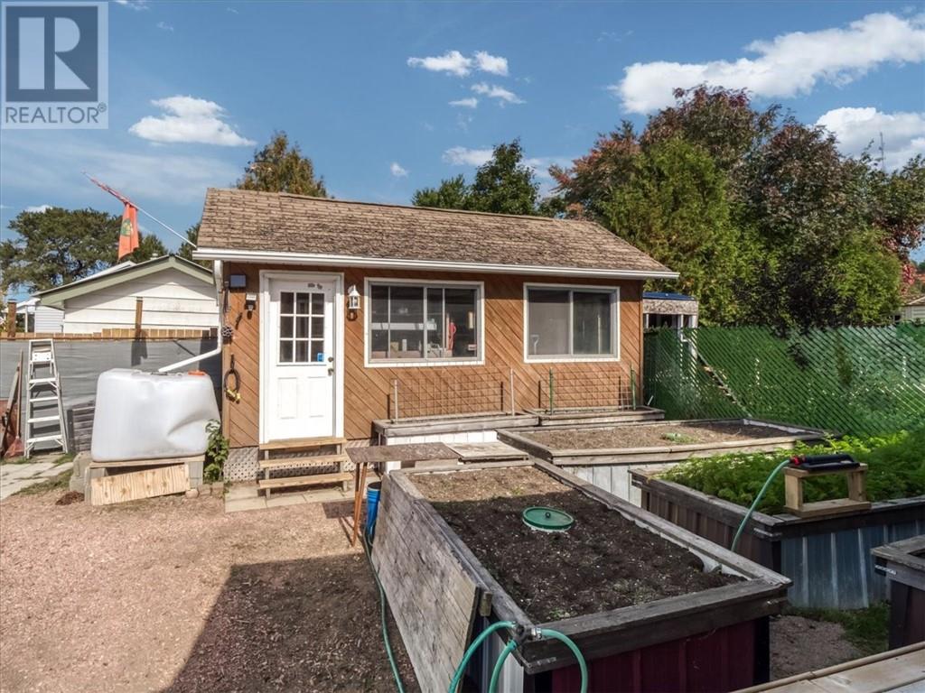 30 Fir St, Onaping, Ontario  P0M 2R0 - Photo 41 - 2130687