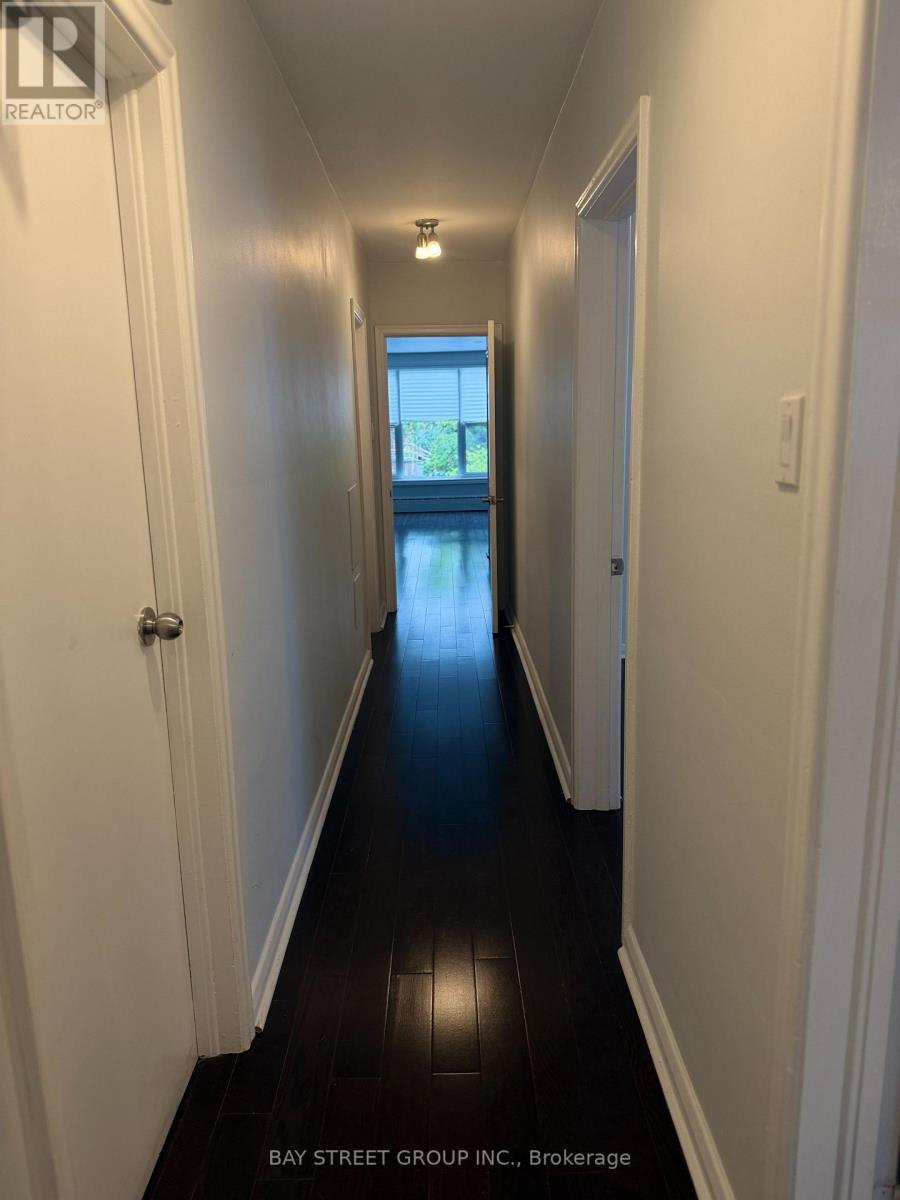 Main Floor - 2 Rowley Avenue, Toronto, Ontario  M4P 2S8 - Photo 8 - C13852672
