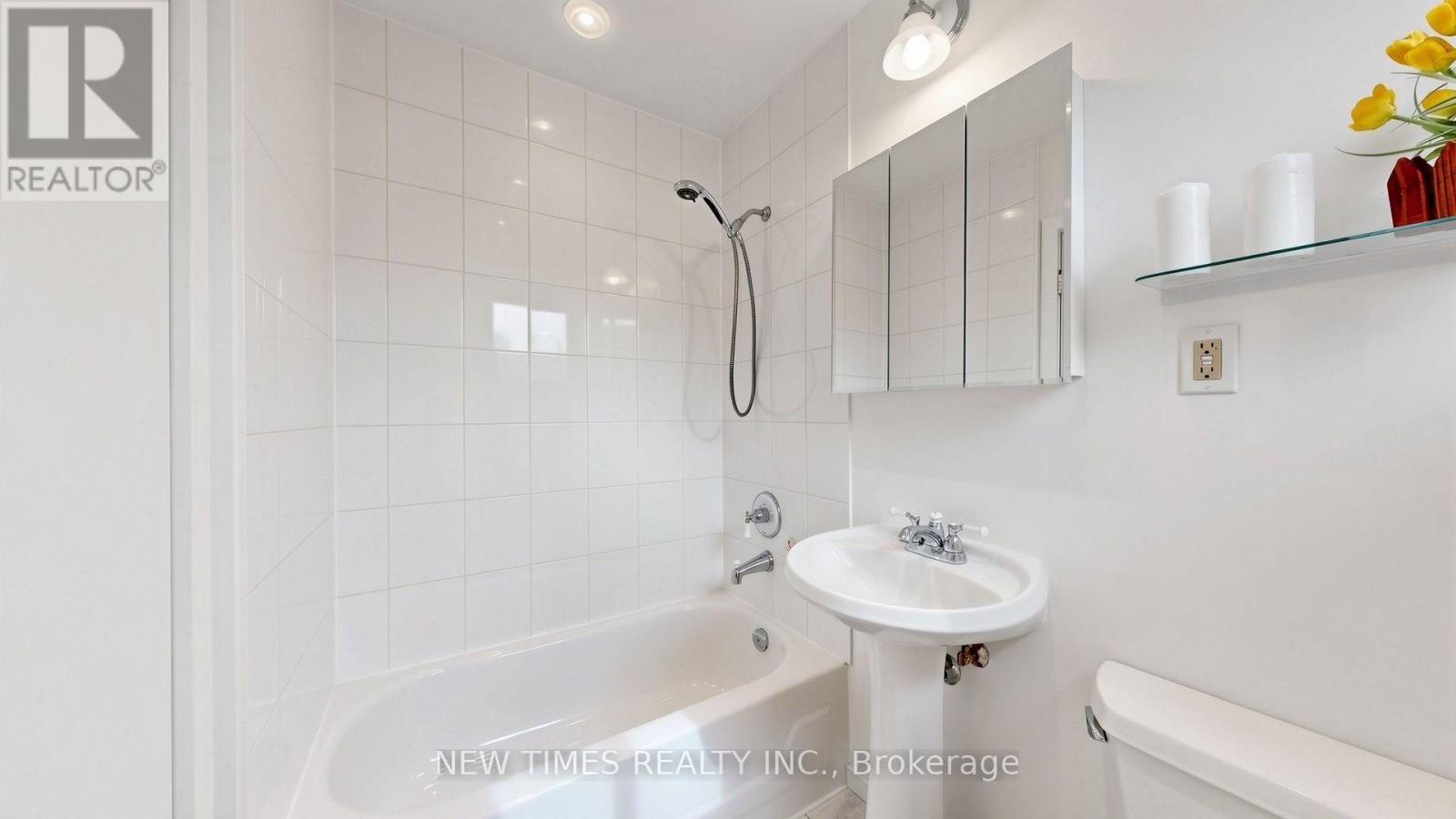 4 Ashstead Place, Toronto, Ontario  M2J 3K1 - Photo 23 - C13852710