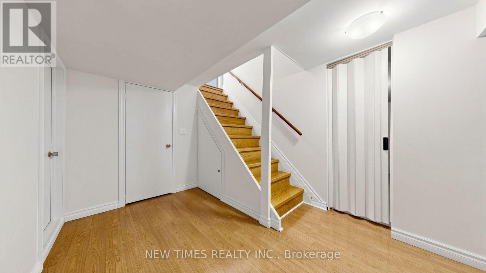 4 Ashstead Place, Toronto, Ontario  M2J 3K1 - Photo 34 - C13852710