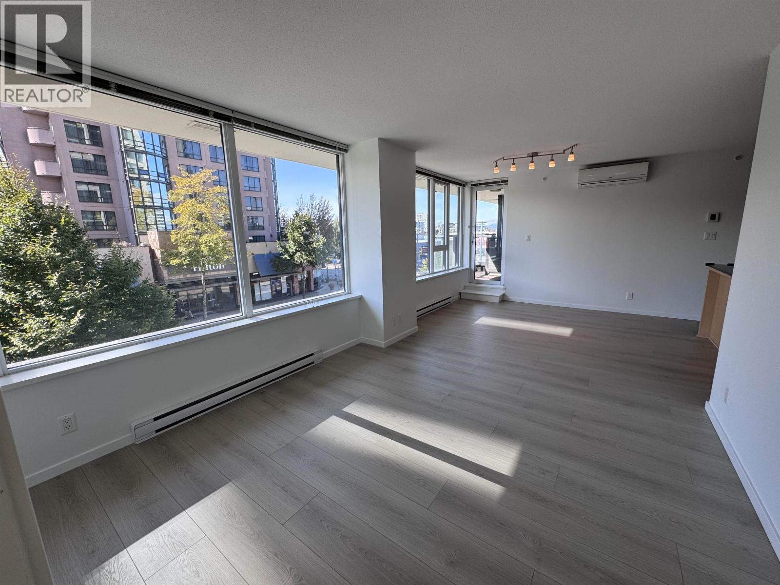 303 7788 Ackroyd Road, Richmond, British Columbia  V6X 0M8 - Photo 3 - R3170673